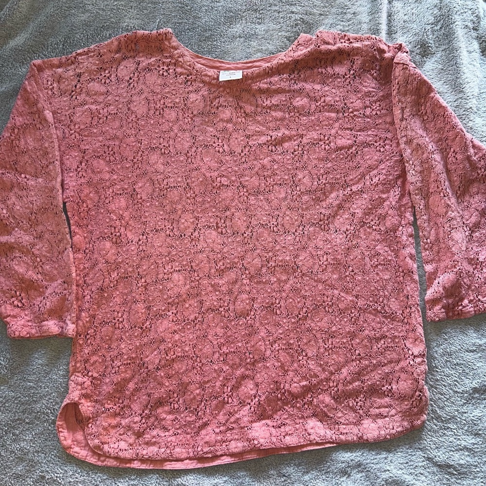 Elegant Lace Blouse - Soft Pink